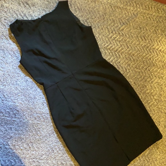 Black formal dress size 6 - Picture 10 of 16